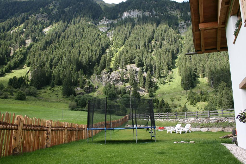 Ferienhaus "Larch Soge" Appartamento Racines Esterno foto