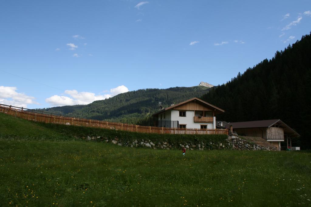 Ferienhaus "Larch Soge" Appartamento Racines Esterno foto