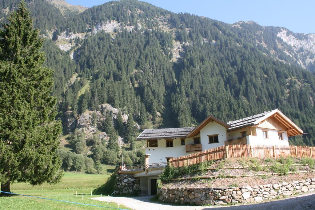 Ferienhaus "Larch Soge" Appartamento Racines Esterno foto